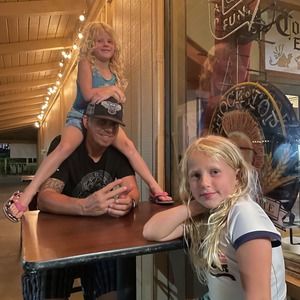 Meet your Posher, Jason